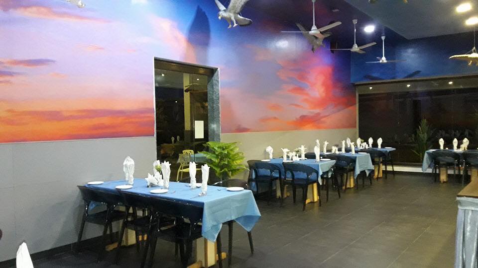 Falcon restaurant- Hummingbird Resort